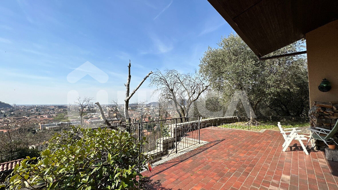 Villa Singola Pentalocale a Brescia - 3389-17