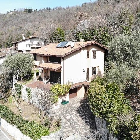 Villa Singola Pentalocale a Brescia - 3389-3