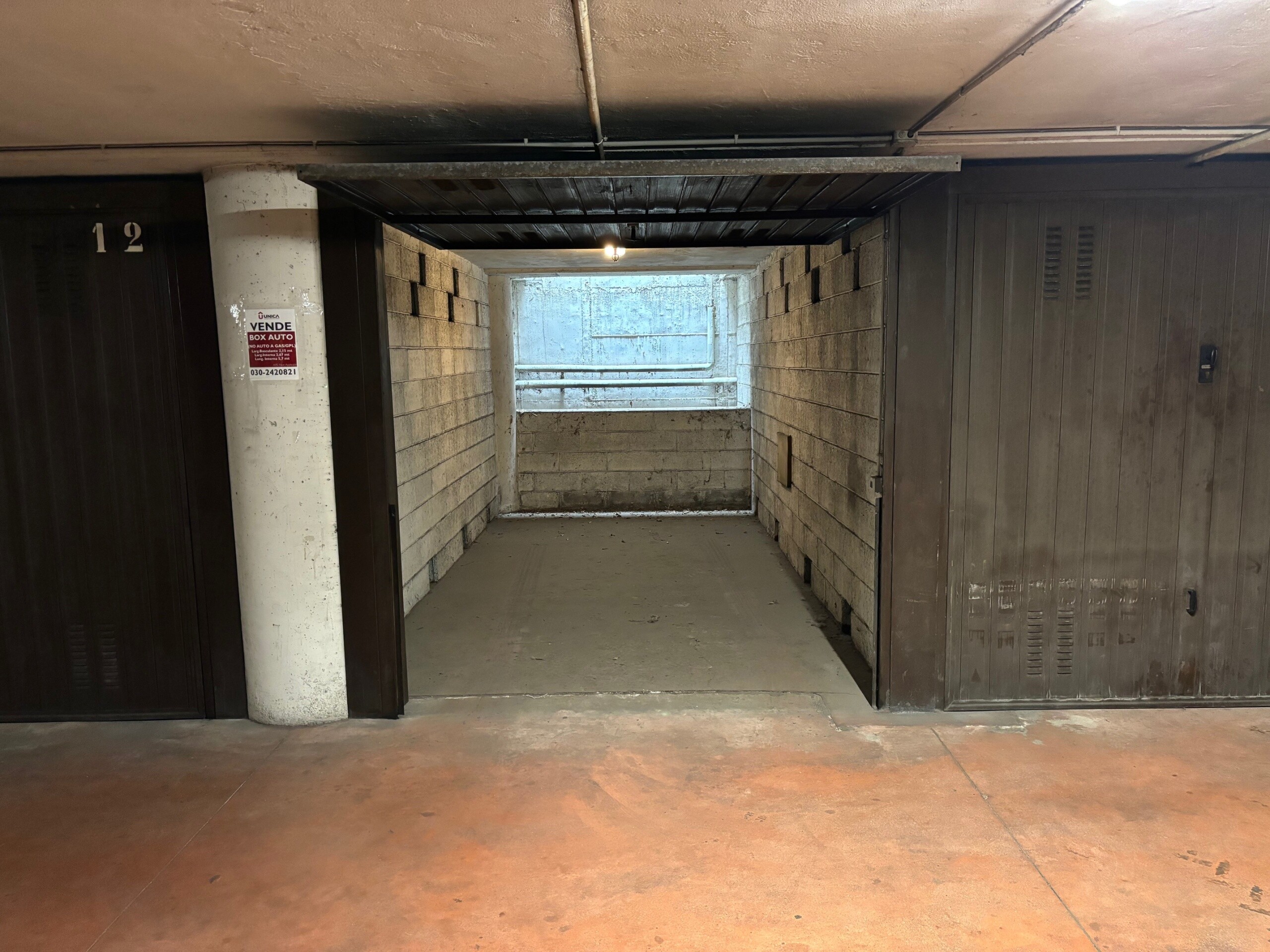 Garage / Posto Auto Singolo a Brescia - 3602-10