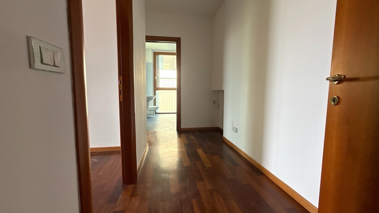 Appartamento Trilocale a Brescia - 3650-11