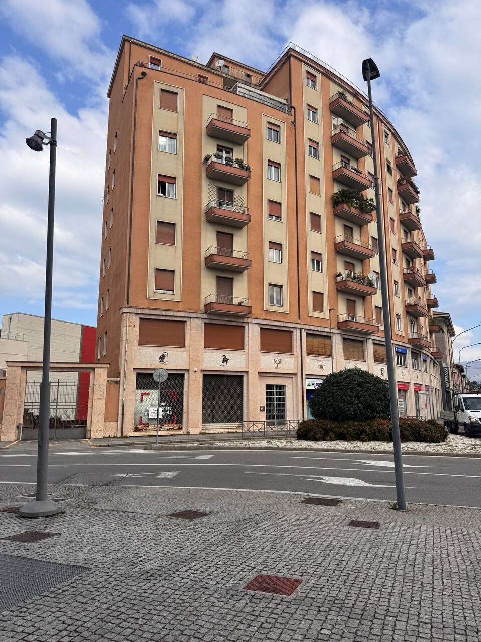 Negozio 2 Vani a Brescia - 3689-16