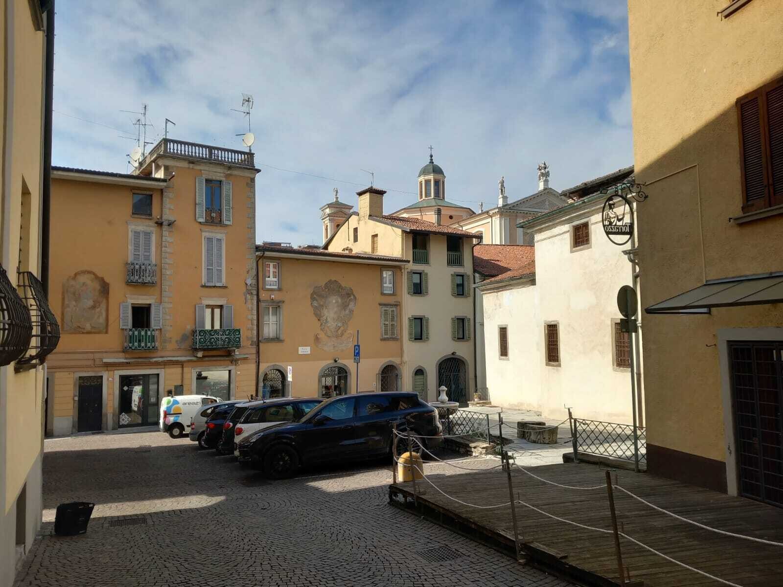 Negozio 4 Vani a Palazzolo sull'Oglio - 3710-6