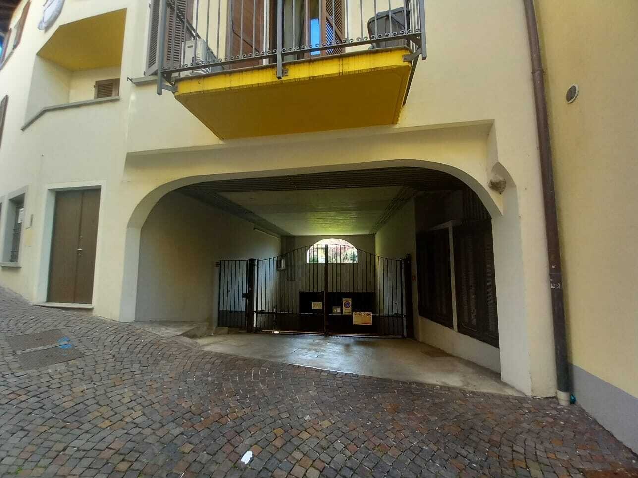 Negozio 4 Vani a Palazzolo sull'Oglio - 3710-7