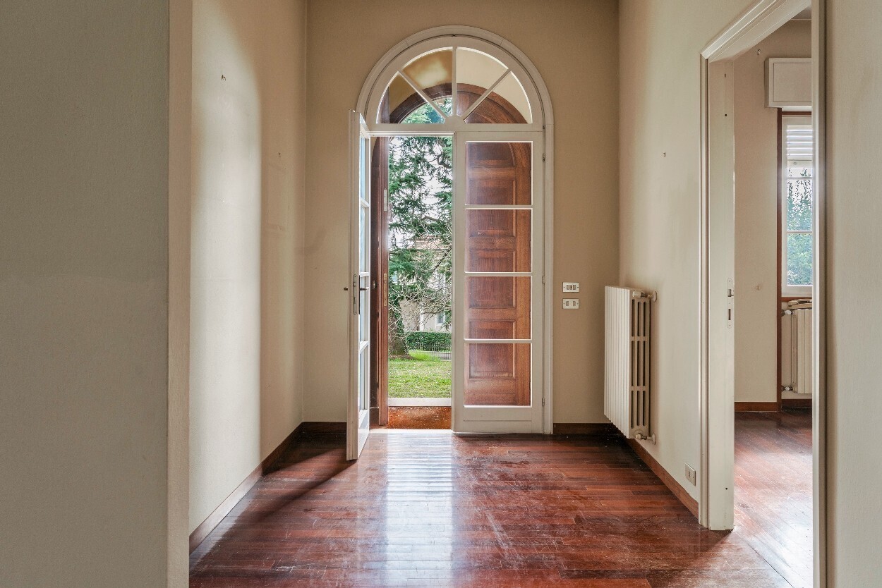 Villa Singola Pentalocale a Brescia - 3757-9